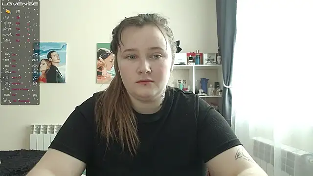 Snapshot of Light_Luna chatting on February 2025 04:22:02 AM Light Luna online show from February 2025 04:22:02 AM