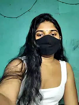 Luv Adite20 online show from February 2025 01:19:02 PM