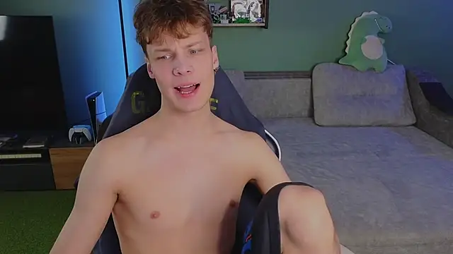 TeddyLiLboy online show from November 2025 09:31:01 AM