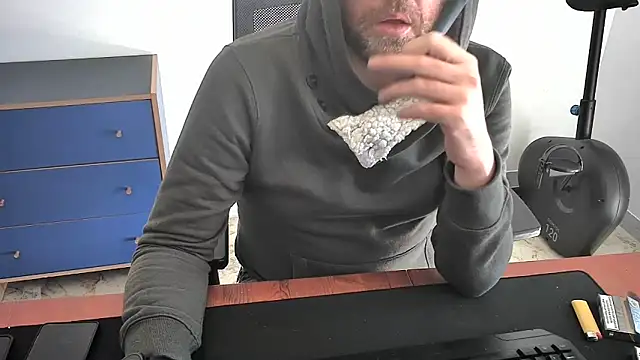 LaGoduriaDellaMENTE online show from November 2025 09:52:01 AM