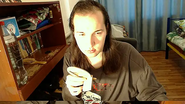 EvaMiron online show from February 2025 05:20:01 AM