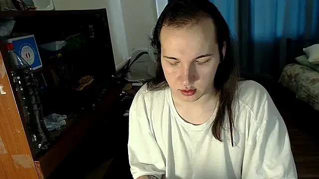 EvaMiron online show from March 2025 05:16:01 AM