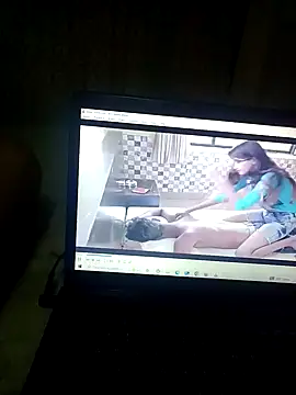 Snapshot of heartbroke13 chatting on October 2025 08:48:02 PM heartbroke13 online show from October 2025 08:48:02 PM