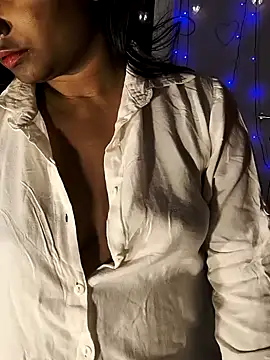 FANTASY QUEEN 07 online show from February 2025 09:59:01 PM