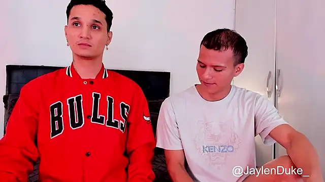 Snapshot of jaylen_and_duke chatting on September 2025 11:04:02 AM jaylen and duke online show from September 2025 11:04:02 AM