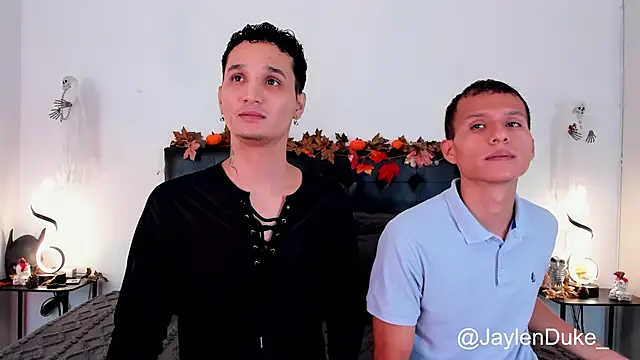 Snapshot of jaylen_and_duke chatting on October 2025 11:08:02 AM jaylen and duke online show from October 2025 11:08:02 AM