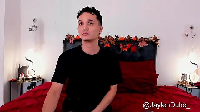 Snapshot of jaylen_and_duke chatting on October 2025 11:02:01 AM jaylen and duke online show from October 2025 11:02:01 AM