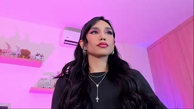 Snapshot of rose_saenz chatting on December 2025 08:58:01 PM rose saenz online show from December 2025 08:58:01 PM