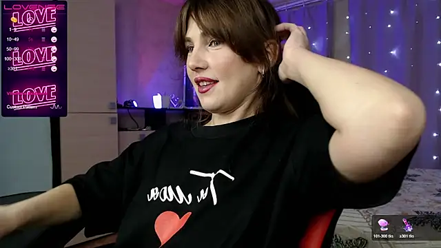 Snapshot of Daniela_Cooperr chatting on October 2025 05:13:02 PM Daniela Cooperr online show from October 2025 05:13:02 PM