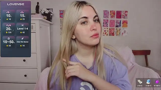 Snapshot of pawpaws chatting on October 2025 07:14:02 AM pawpaws online show from October 2025 07:14:02 AM