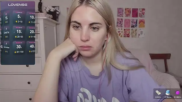 Snapshot of pawpaws chatting on October 2025 06:21:02 AM pawpaws online show from October 2025 06:21:02 AM