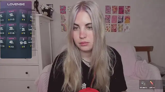 Snapshot of pawpaws chatting on October 2025 07:17:02 AM pawpaws online show from October 2025 07:17:02 AM