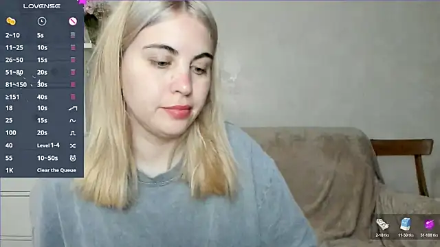 Snapshot of pawpaws chatting on October 2025 08:00:02 AM pawpaws online show from October 2025 08:00:02 AM