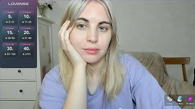 Snapshot of pawpaws chatting on October 2025 09:50:02 AM pawpaws online show from October 2025 09:50:02 AM