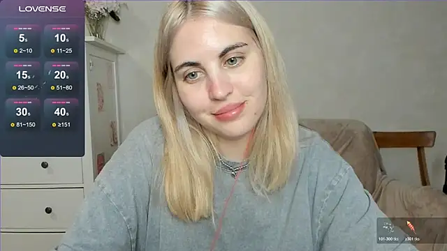 Snapshot of pawpaws chatting on October 2025 10:32:02 AM pawpaws online show from October 2025 10:32:02 AM