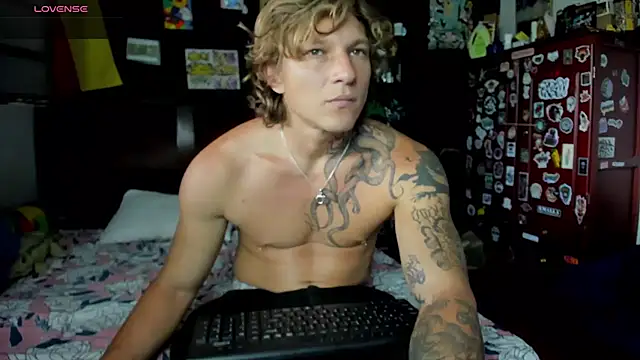 Tom Krakow online show from October 2025 09:10:02 PM