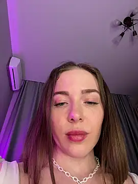 Snapshot of -SweetDi- chatting on February 2025 03:34:02 AM -SweetDi- online show from February 2025 03:34:02 AM