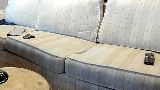 jayshort786 online show from October 2025 02:37:02 PM