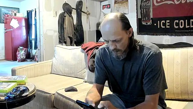 jayshort786 online show from October 2025 03:25:01 PM