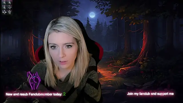 Snapshot of Lisaonthemoon chatting on December 2024 07:07:02 PM Lisaonthemoon online show from December 2024 07:07:02 PM