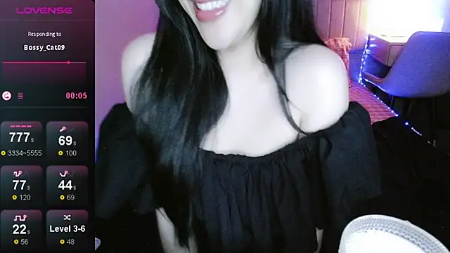 Snapshot of _Viviann_ chatting on October 2025 03:34:01 PM Viviann online show from October 2025 03:34:01 PM