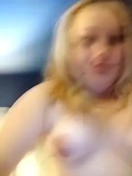 bbygrl15xo online show from September 2025 09:03:01 PM