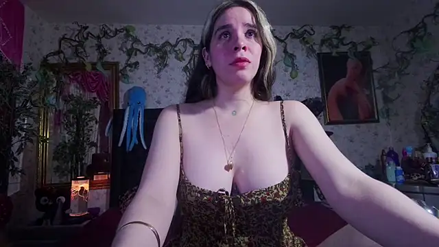 Elizabeth77  online show from October 2025 11:18:01 AM