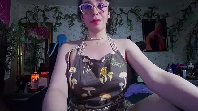 Elizabeth77  online show from November 2025 10:43:02 PM