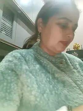 Snapshot of Dianaa9 chatting on December 2024 03:20:02 PM Dianaa9 online show from December 2024 03:20:02 PM