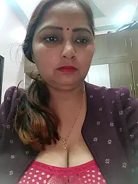 Snapshot of Dianaa9 chatting on February 2025 01:52:01 AM Dianaa9 online show from February 2025 01:52:01 AM