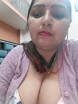 Snapshot of Dianaa9 chatting on February 2025 08:38:01 AM Dianaa9 online show from February 2025 08:38:01 AM