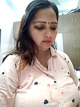 Snapshot of Dianaa9 chatting on February 2025 01:48:02 AM Dianaa9 online show from February 2025 01:48:02 AM
