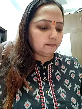 Snapshot of Dianaa9 chatting on March 2025 04:50:02 PM Dianaa9 online show from March 2025 04:50:02 PM
