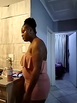 Snapshot of TheDoubleTrouble18xxx chatting on January 2025 08:10:02 PM TheDoubleTrouble18xxx online show from January 2025 08:10:02 PM