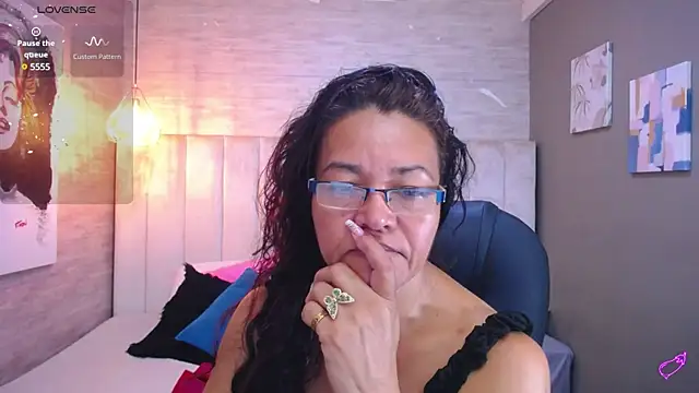 MaturePure online show from January 2025 08:50:01 PM