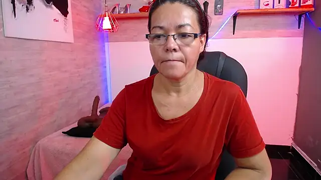 Snapshot of MaturePure chatting on October 2025 08:21:02 PM MaturePure online show from October 2025 08:21:02 PM