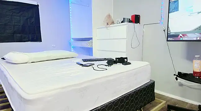 Snapshot of THICKwithDICKK chatting on March 2025 10:36:02 PM THICKwithDICKK online show from March 2025 10:36:02 PM