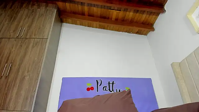 patty m online show from December 2024 12:03:01 PM