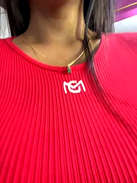 Snapshot of MelissaWaltton chatting on October 2025 07:44:02 PM MelissaWaltton online show from October 2025 07:44:02 PM