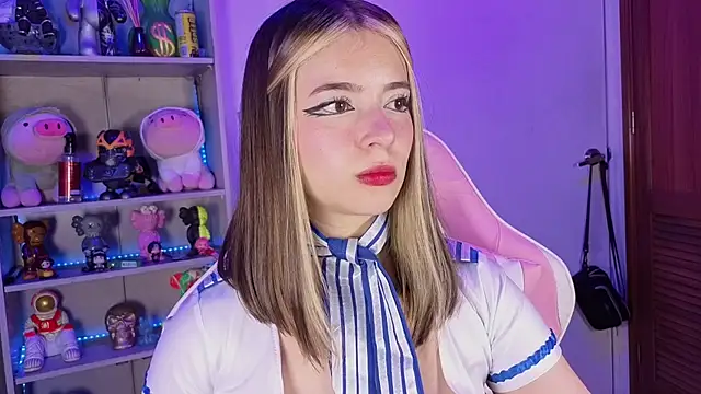 Snapshot of EmilyMiller_ chatting on September 2025 04:23:01 PM EmilyMiller online show from September 2025 04:23:01 PM