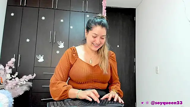 Soyqueen online show from January 2025 02:26:02 AM