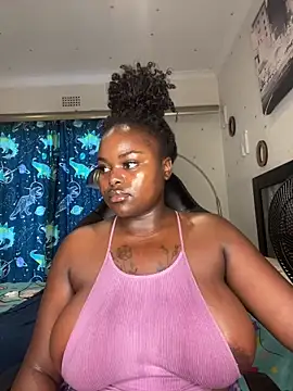 Honeycoco0211 online show from February 2025 03:20:02 PM