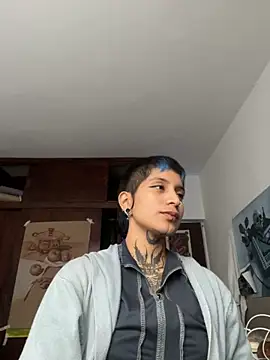 Snapshot of _Apola_77 chatting on October 2025 08:09:02 PM Apola 77 online show from October 2025 08:09:02 PM