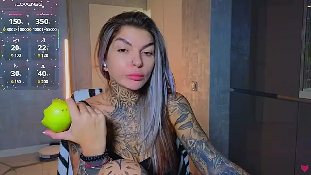 tattooedBabyy online show from March 2025 11:12:02 AM