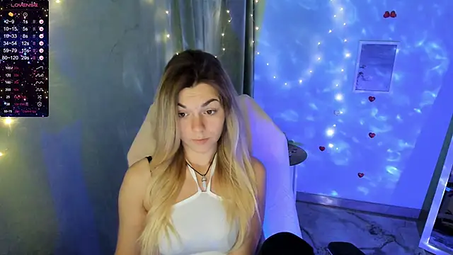 Snapshot of Sweet_me_ chatting on October 2025 05:35:02 AM Sweet me online show from October 2025 05:35:02 AM