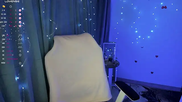 Snapshot of Sweet_me_ chatting on November 2025 06:46:01 AM Sweet me online show from November 2025 06:46:01 AM