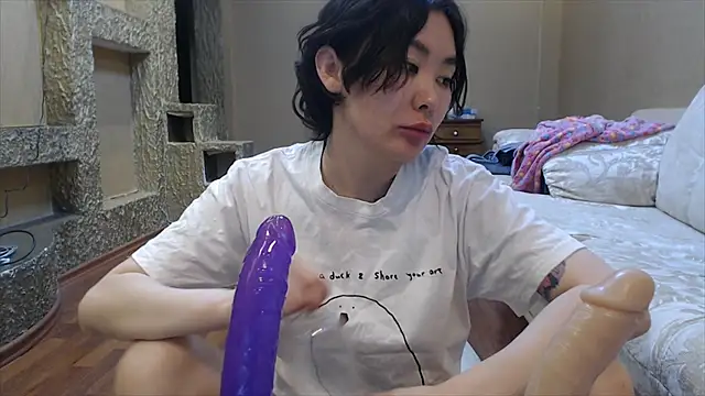 Kunimitsuu  online show from February 2025 11:37:02 PM