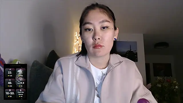 Kunimitsuu  online show from September 2025 07:38:01 PM