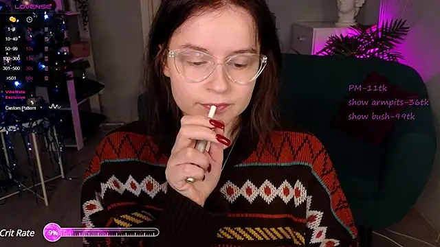 Snapshot of reb_luvng chatting on December 2024 03:06:01 PM reb luvng online show from December 2024 03:06:01 PM