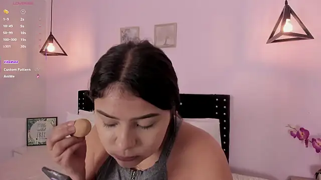 Oriana Guzman online show from September 2025 12:45:01 AM